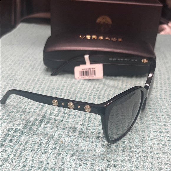 Versace Rock Icon Black Women's Gradient Sunglasses - Picture 4 of 5